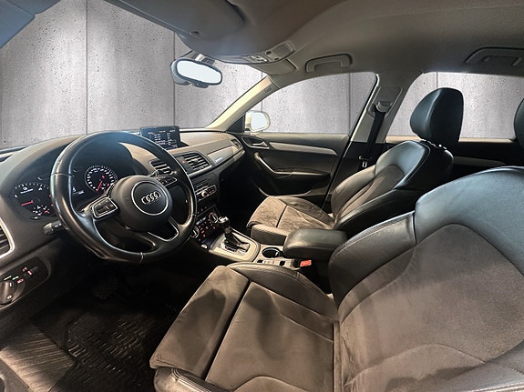Audi Q3 8 of 22