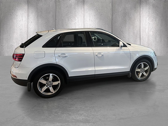 Audi Q3 4 of 22