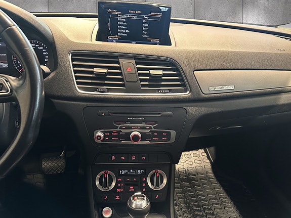 Audi Q3 14 of 22