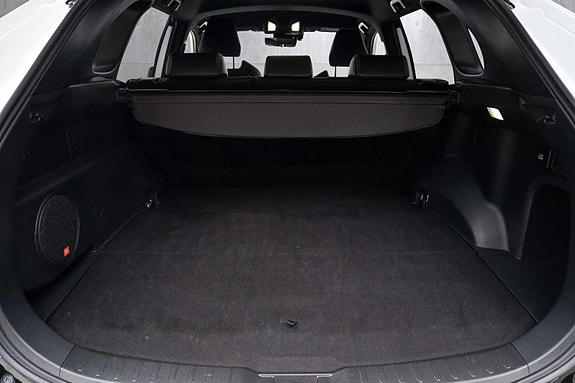 Toyota RAV4 Plug-in Hybrid 17 of 19