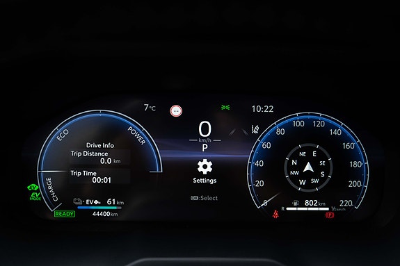 Toyota RAV4 Plug-in Hybrid 12 of 19