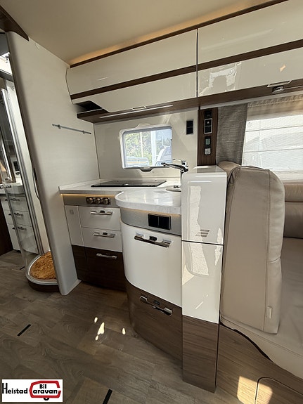Hymer B-ML I 890 2021 – Mercedes 170 HK | Automat | ALDE | Arctic | ACC | AC | Solcelle 7 of 22