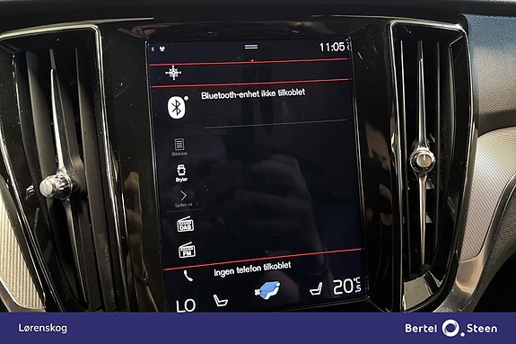 Volvo V60 22 of 28