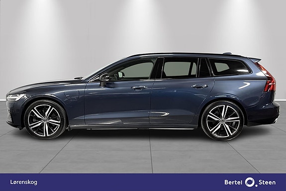 Volvo V60 2 of 28