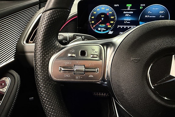 Mercedes-Benz EQC400 26 of 30