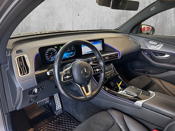 Mercedes-Benz EQC400 12 of 30
