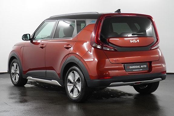 Kia e-Soul 2 of 26