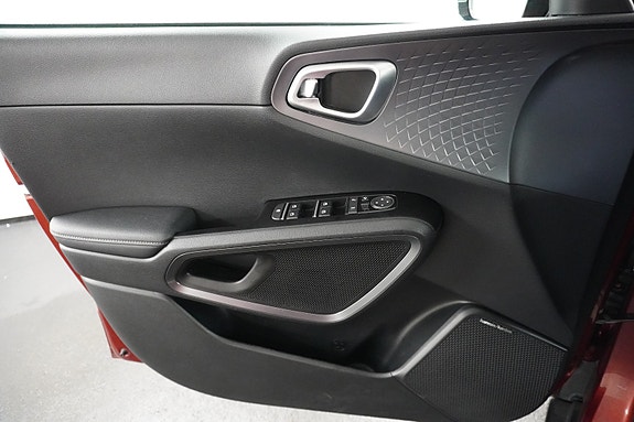 Kia e-Soul 20 of 26
