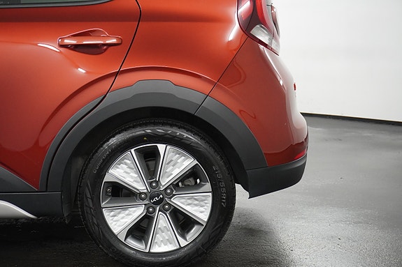 Kia e-Soul 7 of 26