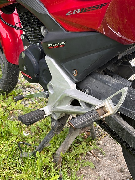 Honda CB 125F 11 of 14