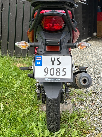 Honda CB 125F 9 of 14