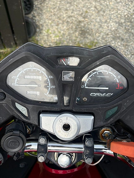 Honda CB 125F 7 of 14