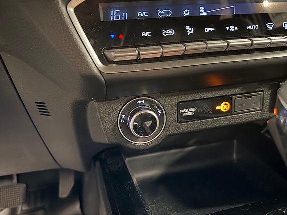 Isuzu D-max 25 of 30