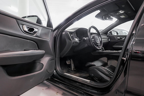 Volvo V60 10 of 22