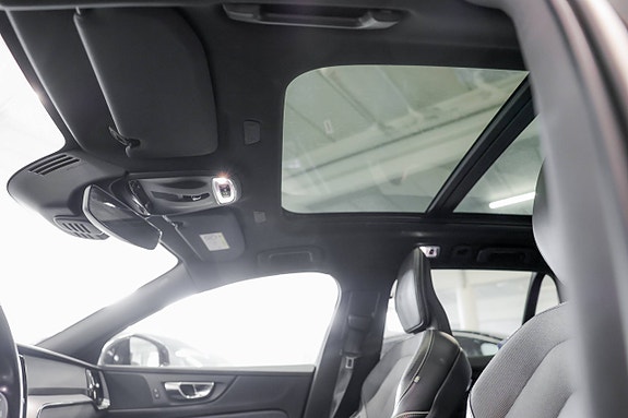 Volvo V60 22 of 22