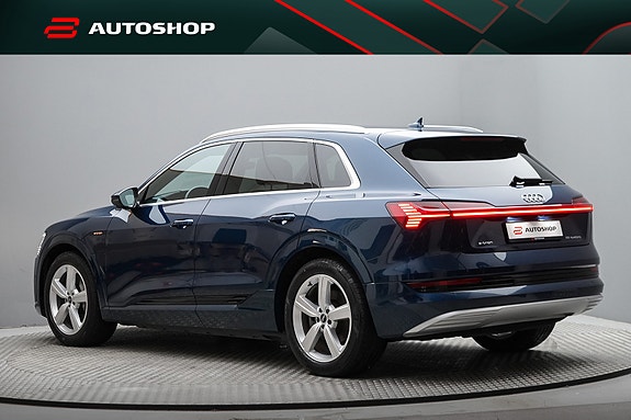 Audi e-tron 5 of 30
