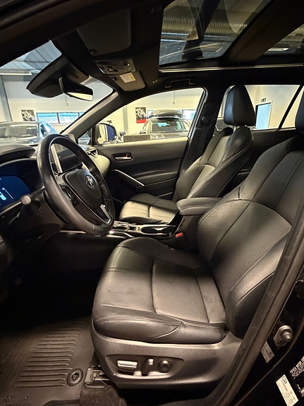 Toyota Corolla Cross 13 of 24