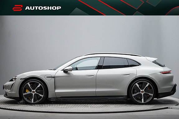 Porsche Taycan Sport Turismo 16 of 30