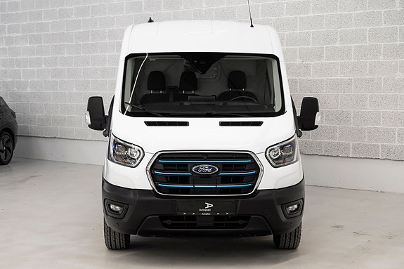 Ford Transit 4 of 27