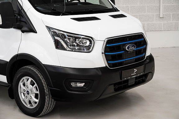Ford Transit 3 of 27