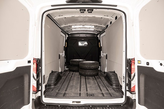 Ford Transit 20 of 27