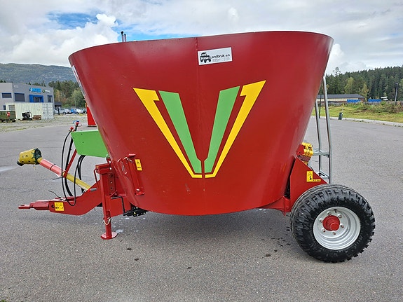 Strautmann fullforvogn på 7 m3. 7 of 13
