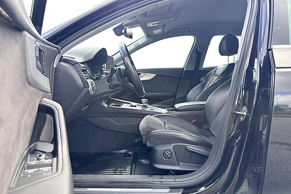 Audi A4 9 of 29