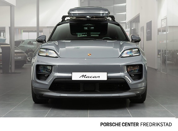 Porsche Macan 3 of 30