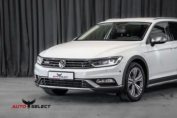 Volkswagen Passat Alltrack 7 of 30