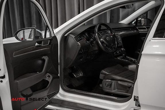 Volkswagen Passat Alltrack 20 of 30