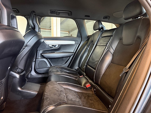 Volvo V90 14 of 30