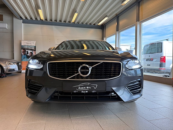 Volvo V90 3 of 30
