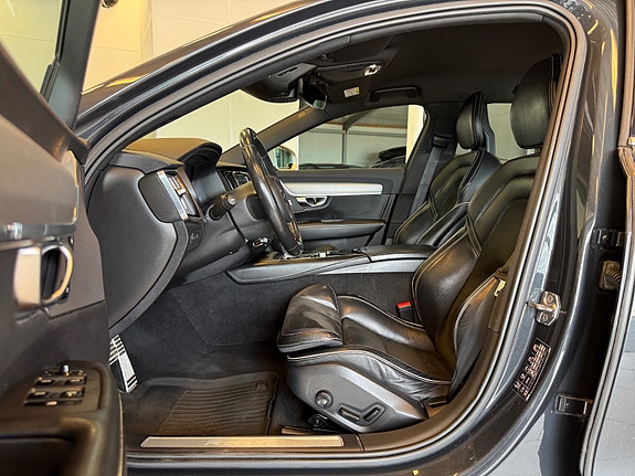 Volvo V90 9 of 30