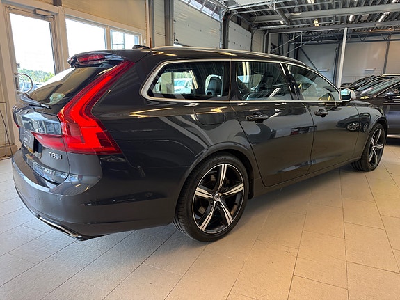 Volvo V90 8 of 30