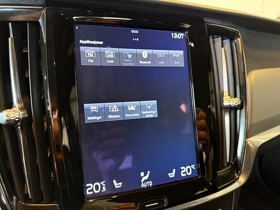 Volvo V90 27 of 30