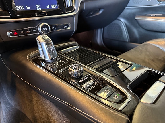 Volvo V90 28 of 30