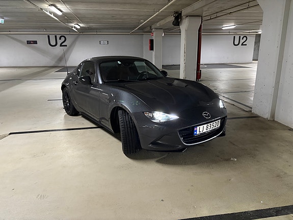 Mazda MX-5 9 of 17