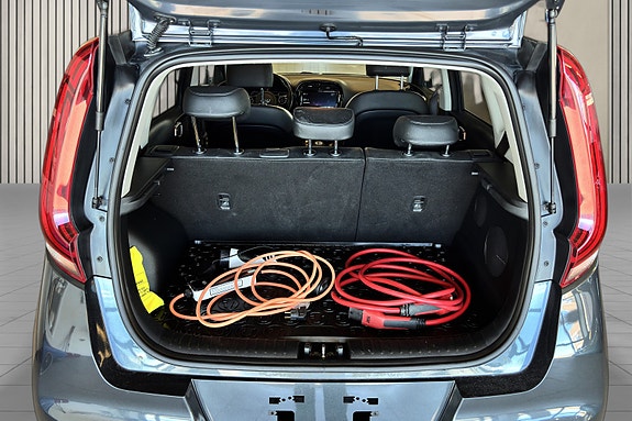 Kia e-Soul 29 of 29