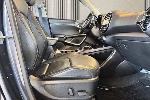 Kia e-Soul 11 of 29