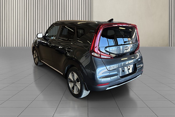 Kia e-Soul 8 of 29