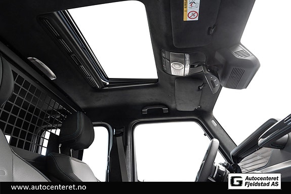 Mercedes-Benz G580 24 of 26