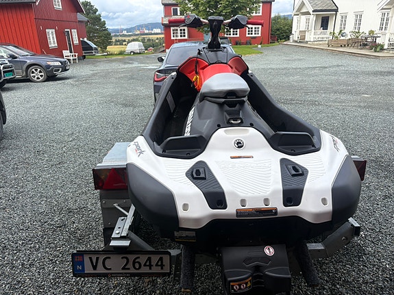 SeaDoo spark trix 2025! 2 of 8