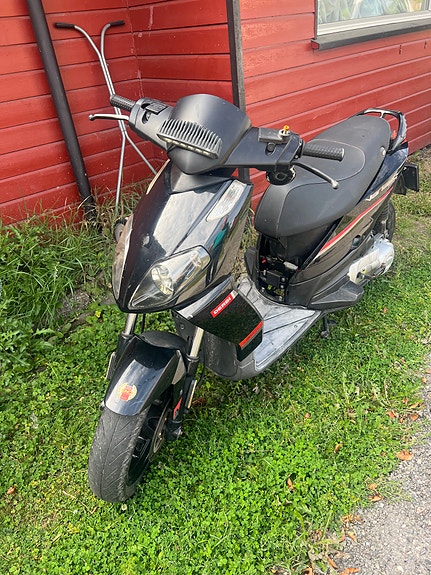 Derbi Variant Sport 2 of 5