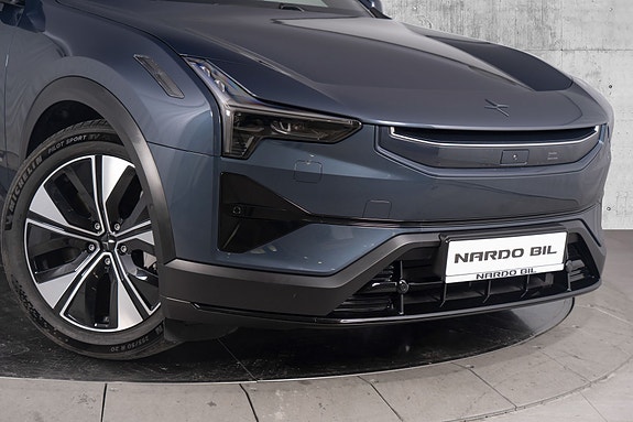Polestar 3 2 of 30