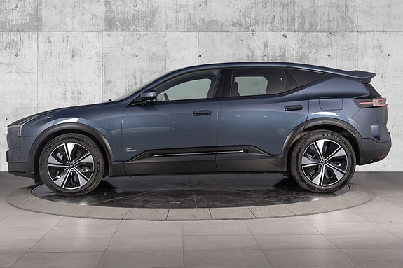 Polestar 3 7 of 30