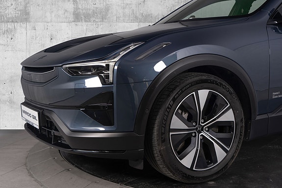Polestar 3 6 of 30