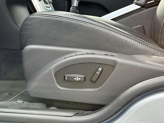 Volvo V70 13 of 24