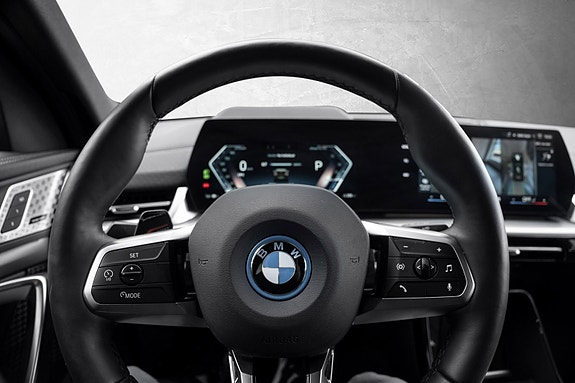 BMW iX2 17 of 30