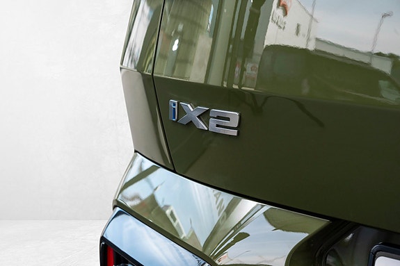 BMW iX2 10 of 30