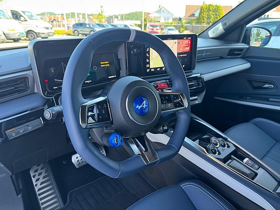 Alpine A290 19 of 30